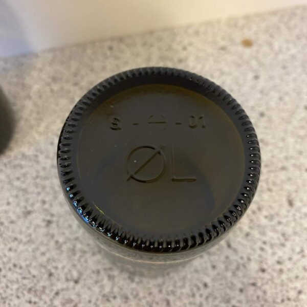 Samlerobjekt 2 Carlsberg beer glas i grønt glas, lavet af flaskeøl flaske h 11 cm dia 6 cm 30kr. pr stk eller tag begge for vejl. pris 50kr. . - Image 3