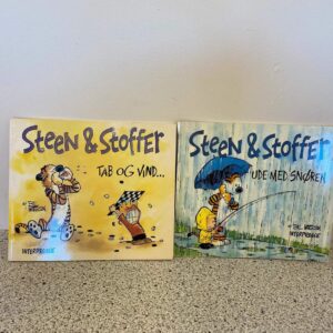 Steen og Stoffer tegneserier Steen og Stoffer nr. 1 Tab og vind 75kr. Steen og Stoffer nr. 2 Ude med snøren, har lidt på ryggen vejl. Pris 50kr #multiloppen