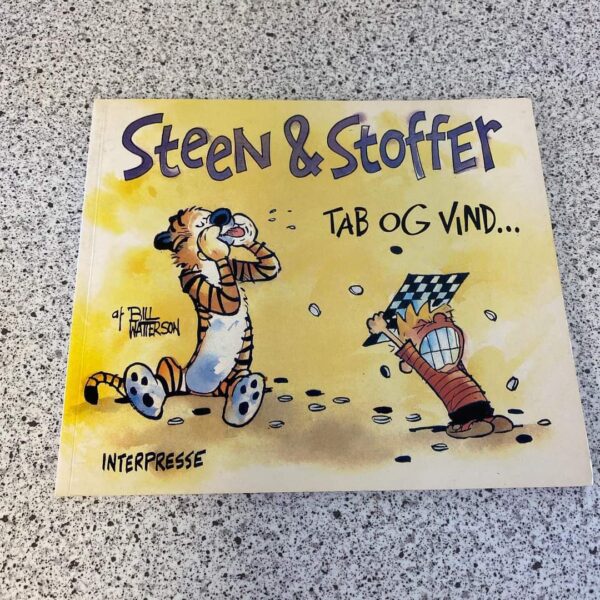 Steen og Stoffer tegneserier Steen og Stoffer nr. 1 Tab og vind 75kr. Steen og Stoffer nr. 2 Ude med snøren, har lidt på ryggen vejl. Pris 50kr #multiloppen - Image 2