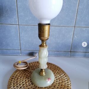 Fantastisk smuk italiensk lampe I marmor og messing. | vejl.pris kr. 175 (uden pære) #unikkelopper