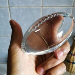 Er dt til amerikansk fodbold. Så er her en sjov gadget i massiv glas |vejl.pris kr. 75. #unikkelopper