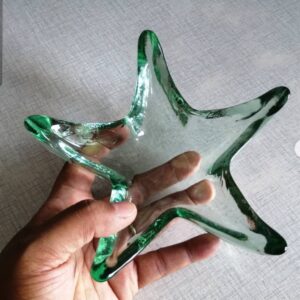Fad eller skål i lækkert, kraftigt turkis glas vejl.pris kr. 65 #unikkelopper